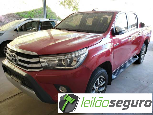 LOTE 004 TOYOTA HILUX CD 2016