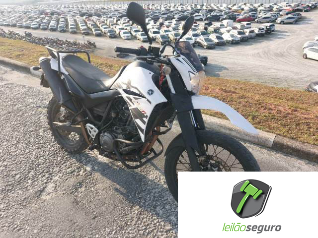 LOTE 007 YAMAHA XT 660R 2011