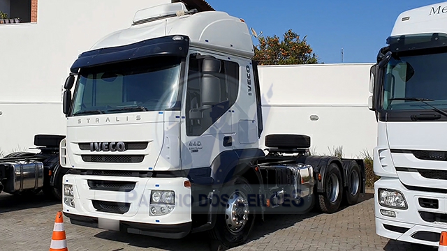 LOTE 002 - Iveco Stralis 440 6x2 2014